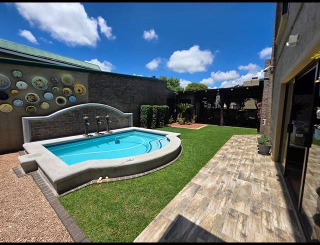 4 BEDROOM PROPERTY TO RENT IN GLEN MARAIS